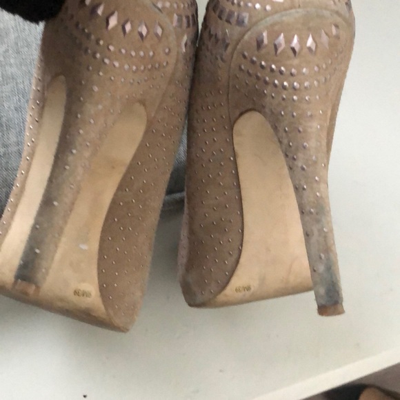 BCBG Generation suede studded heels - Picture 3 of 6